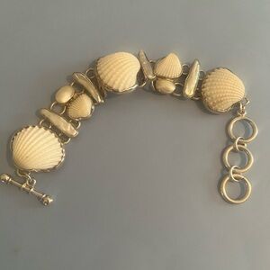 Charles Albert .950 Sterling Silver Shell Bracelet